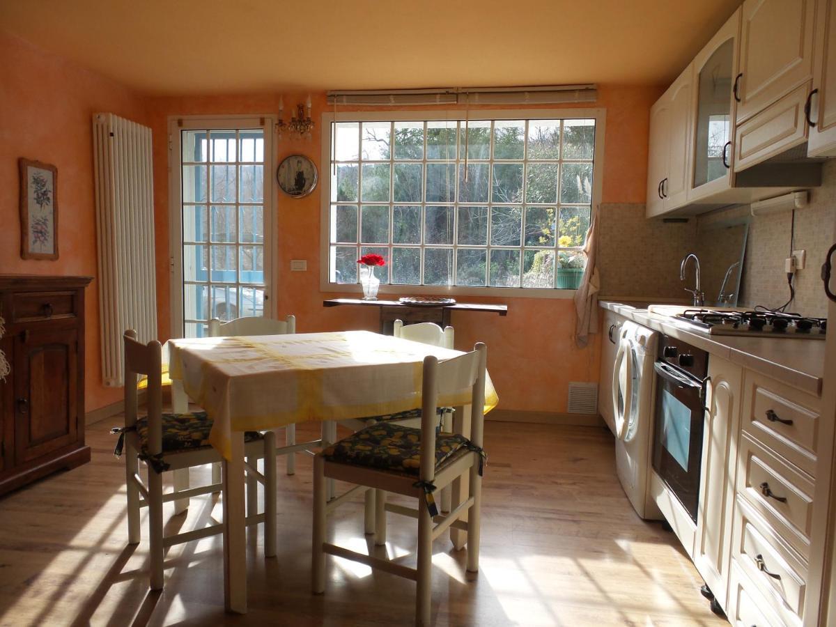 La Paloma Casa Vacanze Lucinasco Екстериор снимка